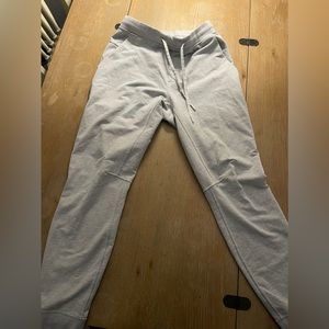 Lululemon Sweatpants/Joggers (Medium, Good Condition)